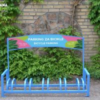 Biciklarnik sa pet mesta i reklamom Biciklarnik sa pet mesta i reklamom